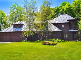 93 Haytumble Rd, Shelburne, VT 05482