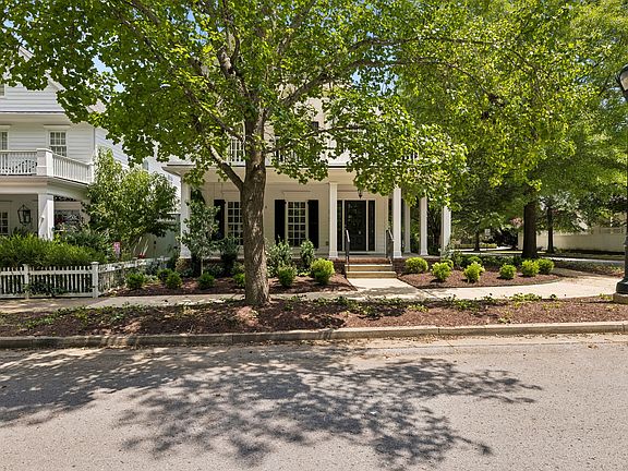 2nd image of 312 Starling Ln