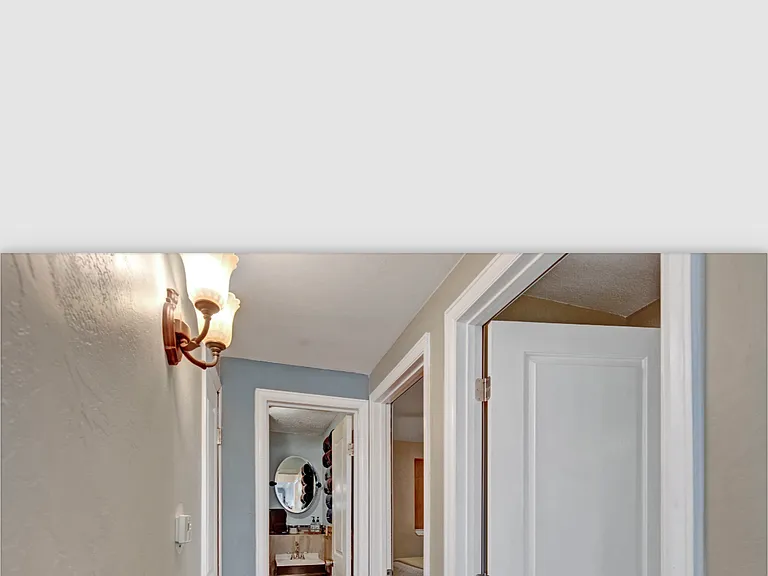 1315 S Wolff St — Photo 2