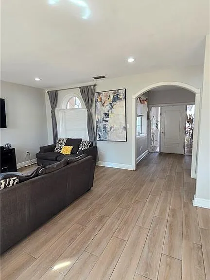 2202 Colorado St — Photo 4