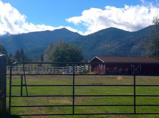 25235 Old Edgewood Rd, Weed, CA 96094