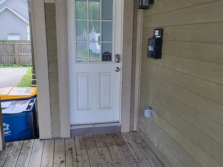 442 Clover Ct NW #1 — Photo 5