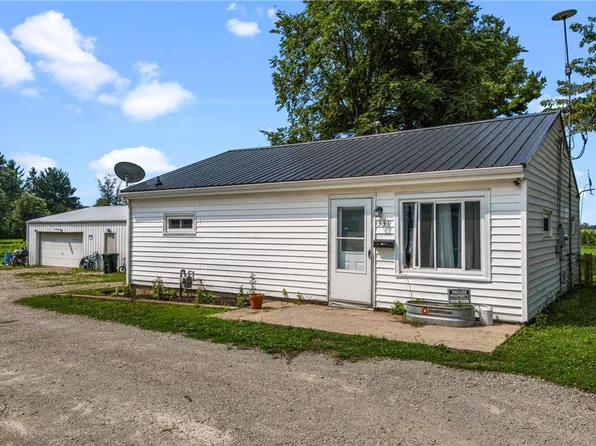 339 S Jefferson St, Sabina, OH 45169
