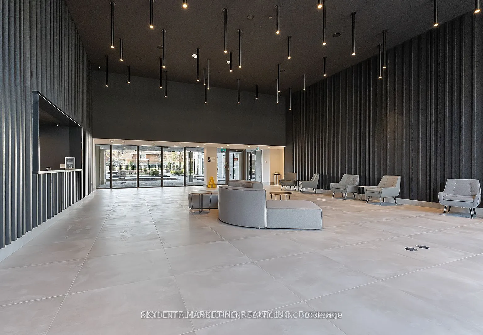 2 bed, $2,600 — Photo 2