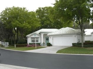 2701 Golf Lake Dr, Plant City, FL 33566