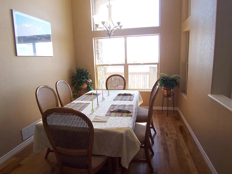 Formal Dining
