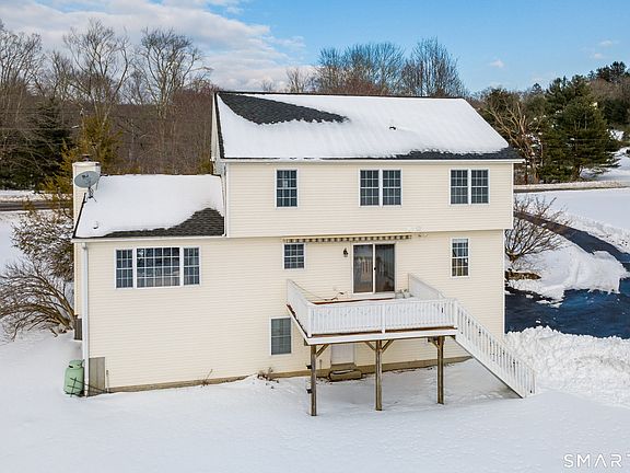 3rd image of 73 Dodgingtown Road