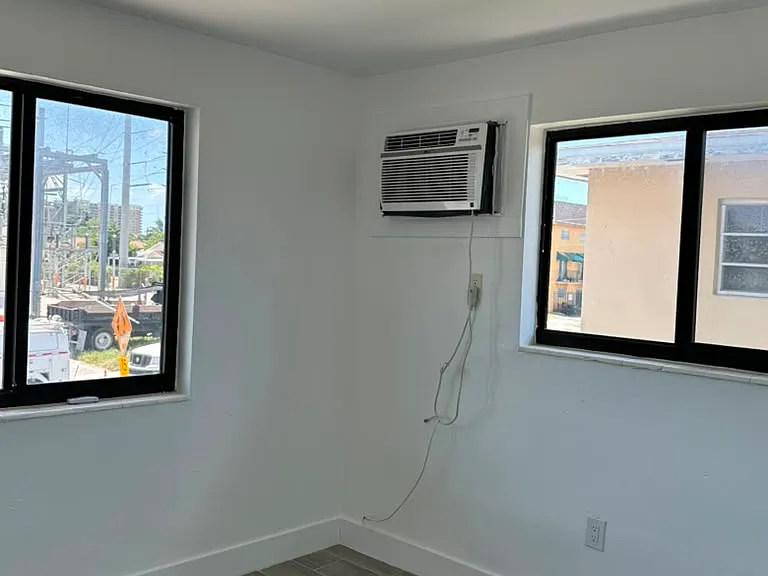 420 NW 47th Ave #4 — Photo 7