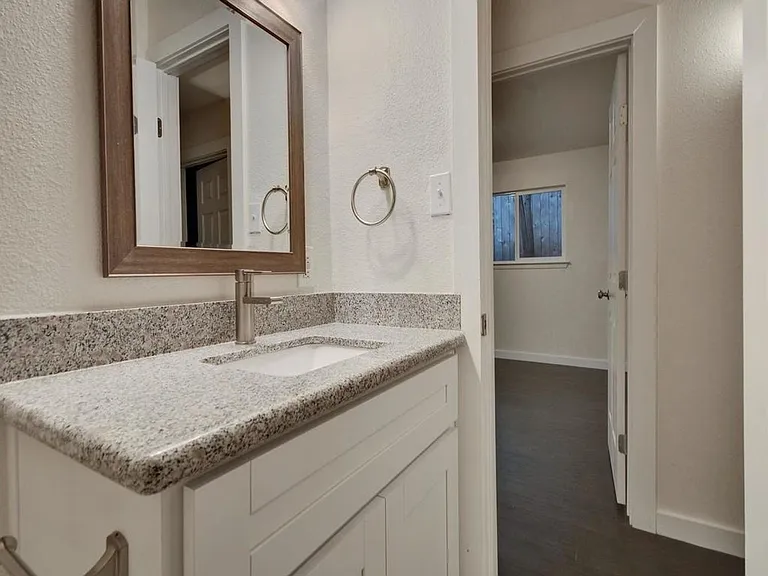 2706 Parker Ln #B — Photo 12