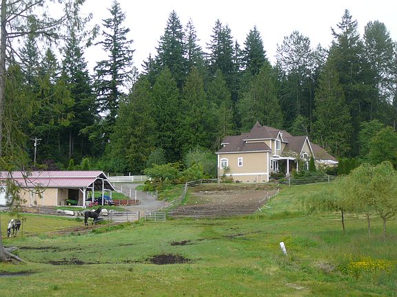 Barn, pasture and house