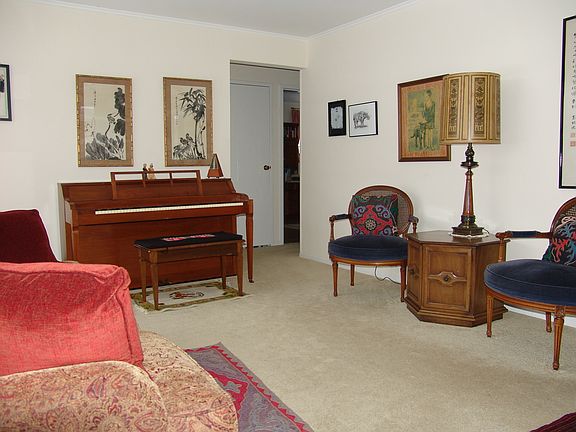 5th image of 337 Oswego St