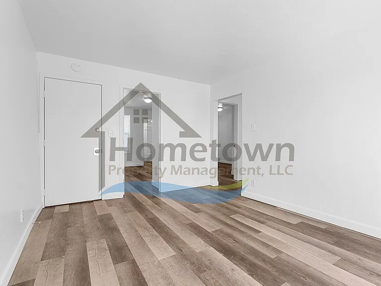 510 N 4th St — Photo 12