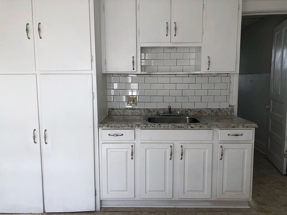 1st image of 67 Herkimer St #1
