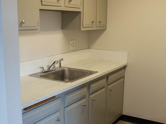 4th image of 130 Bryant Ave APT 38