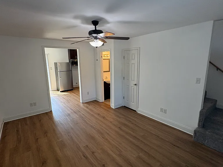 1800 Berryhill Rd #2 — Photo 2