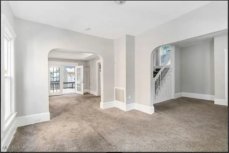 9919 Raymond Ave — Photo 8