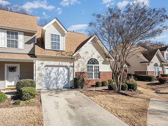 2nd image of 10425 Columbia Crest Ct