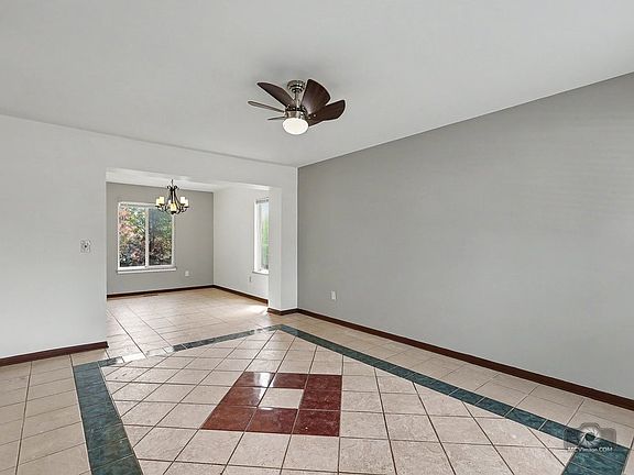 4th image of 21221 W Chastworth Ln