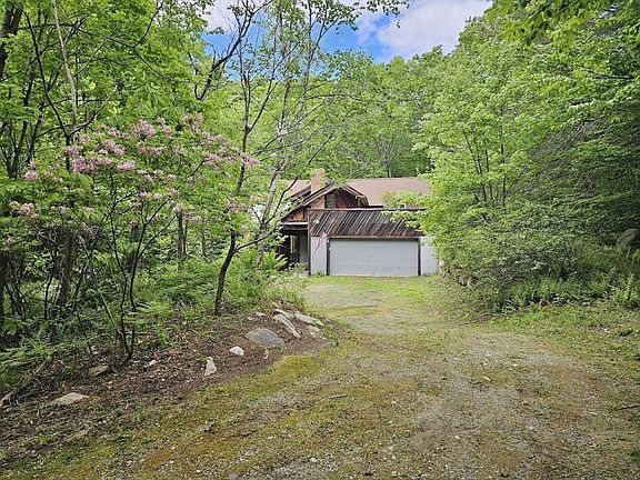 3rd image of 119 Buffam Rd