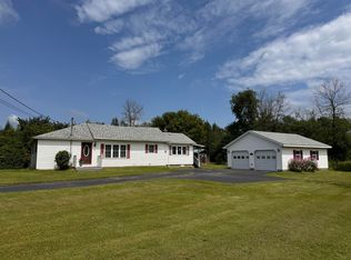 949 Perry Mills Rd, Champlain, NY 12919