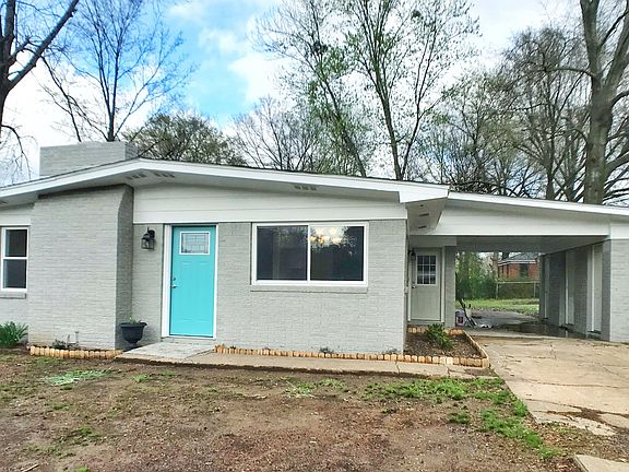 3rd image of 203 S Muskogee Ave