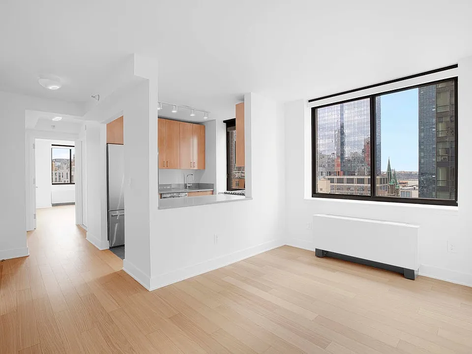 420 W 42nd St #14F