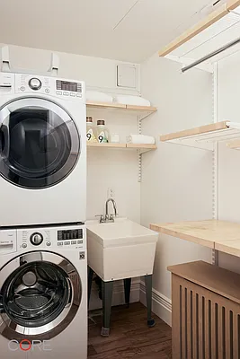 Rented by CORE | media 18