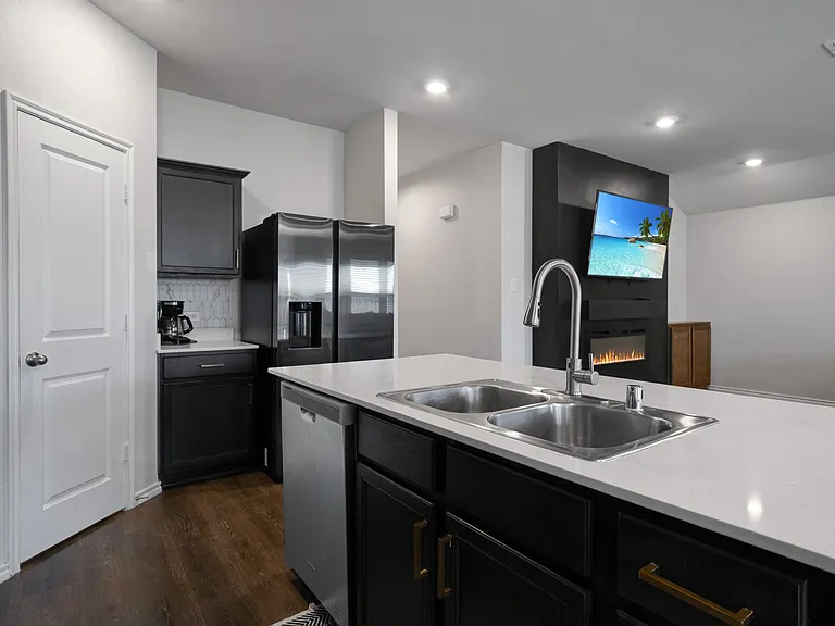 13113 Don Fisher Ln — Photo 7