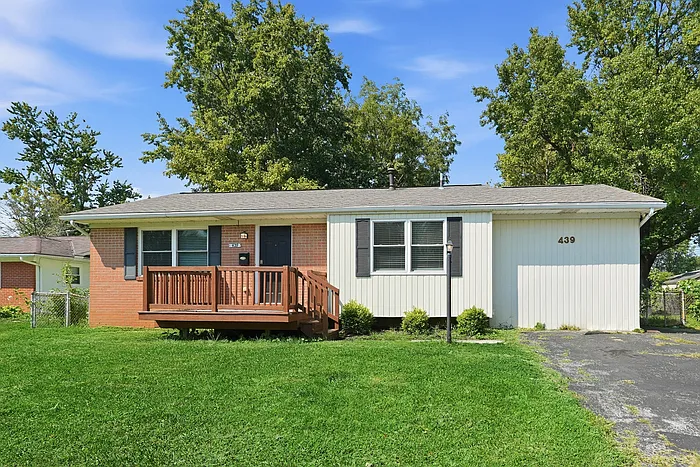 439 Denwood Ct