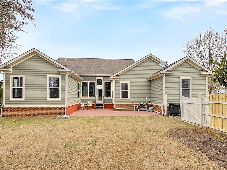 3078 Dickinson Dr — Photo 51