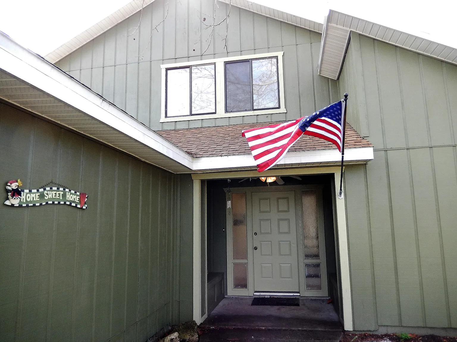 1304 Bender Ave — Photo 2