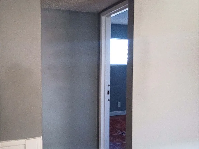 2100 Sunrise Ave #4 — Photo 15