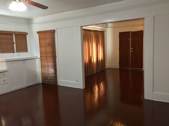 5th image of 640 N Normandie Ave