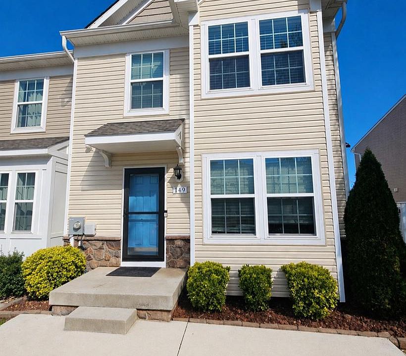1st image of 149 Ran Rue Dr