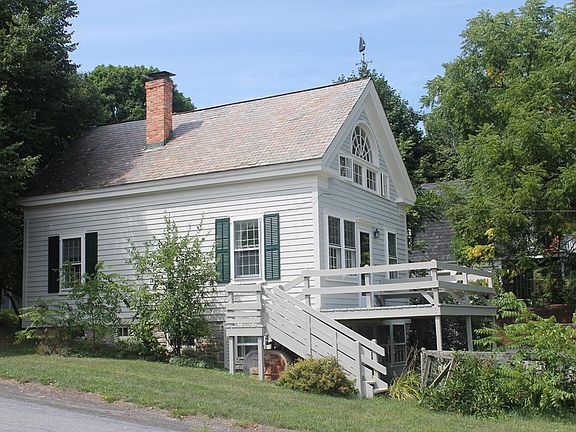 4th image of 299 School St