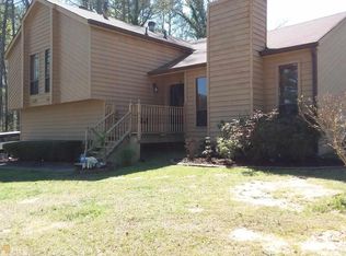 1818 Valley Woods Dr, Riverdale, GA 30296