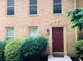 903 Skyview Dr, York, PA 17406