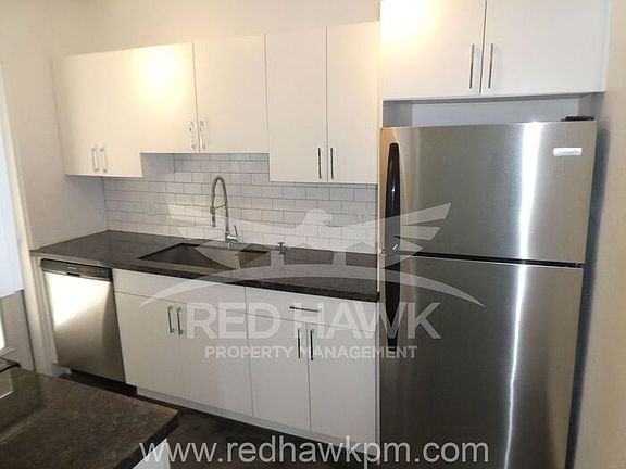 5th image of 319 W Highland Ave APT 1