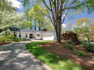 27 Kemp Rd E, Greensboro, NC 27410