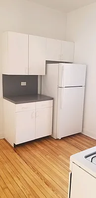 Rented by JMG Properties | media 32