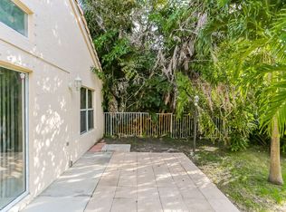 2718 SW 177th Ave, Hollywood, FL 33029