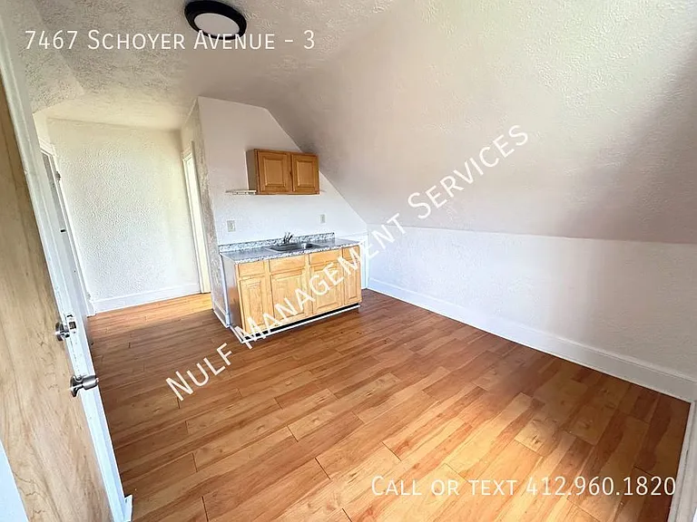 7467 Schoyer Ave #3 — Photo 2