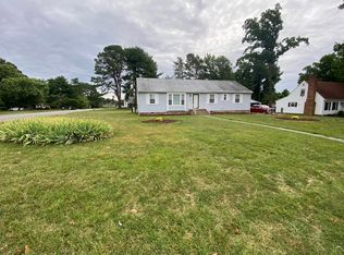 8399 Spring Hollow Dr, Richmond, VA 23227