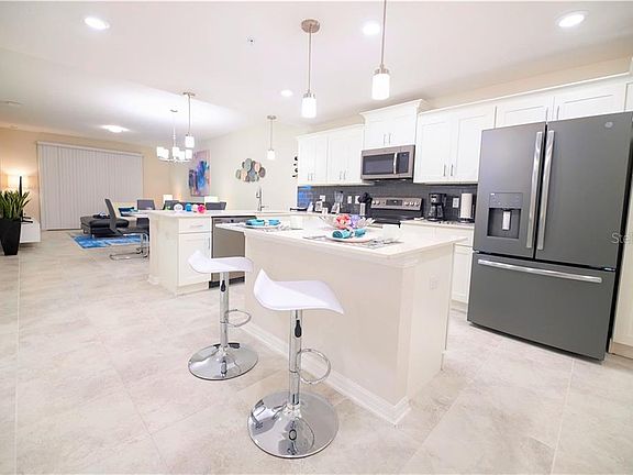 5th image of 3111 Paradox Cir #105