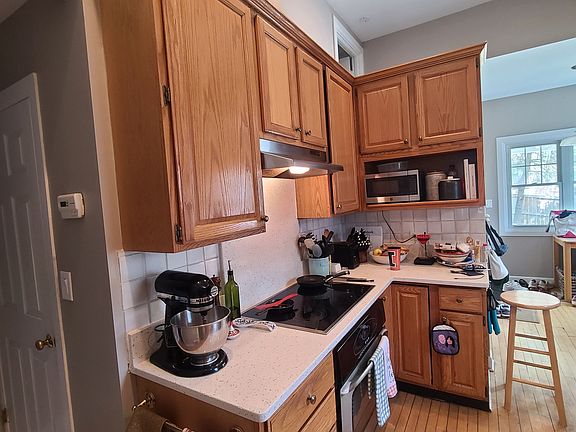 3rd image of 1015 Noyes St