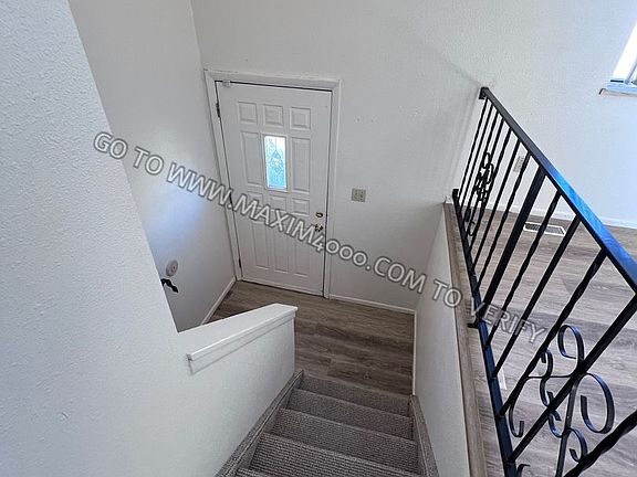 2nd image of 494 1/2 Anjou Dr
