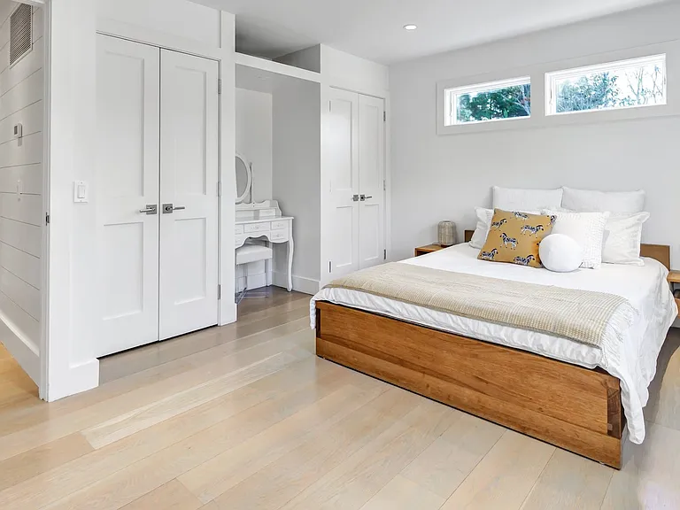 66 Crystal Dr — Photo 14