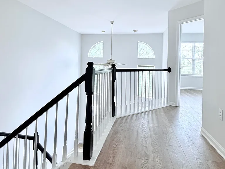 1 Whitemarsh Dr — Photo 25