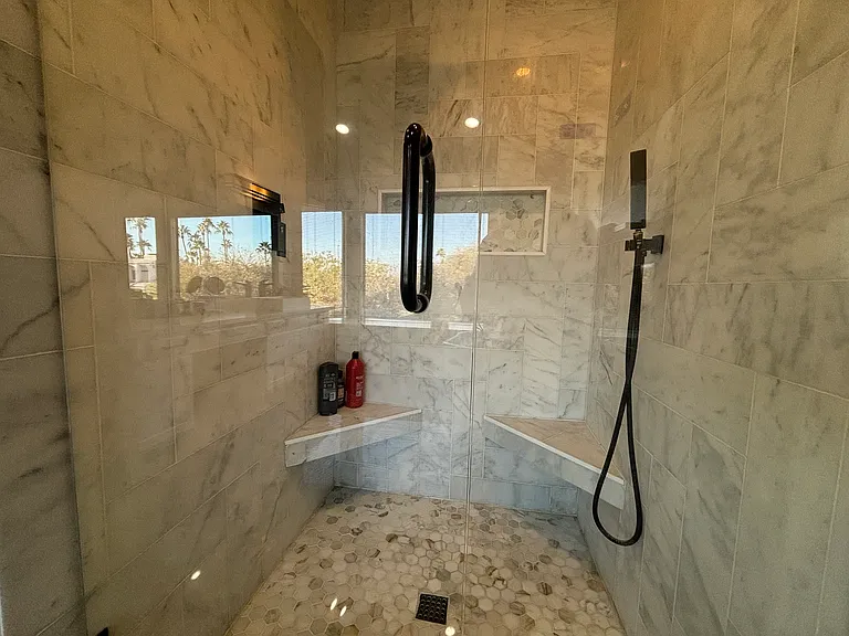 5544 E Kelton Ln — Photo 14