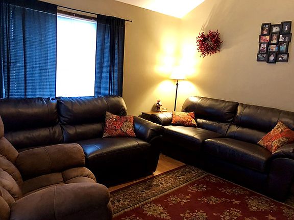 4th image of 10 Lady Ave